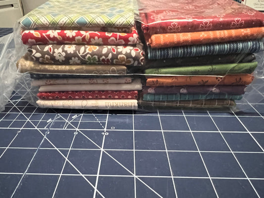 Lori Holt Autumn Fat Quarter Bundle. 42 Pieces for a total of 10.5 yards.