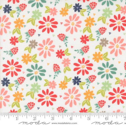 Raspberry Summer Cloud 37690 11 Moda by the yard
