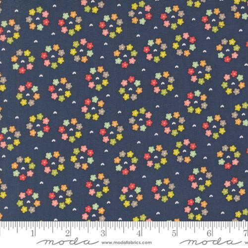 Raspberry Summer Blueberry 37695 20 Moda by the yard