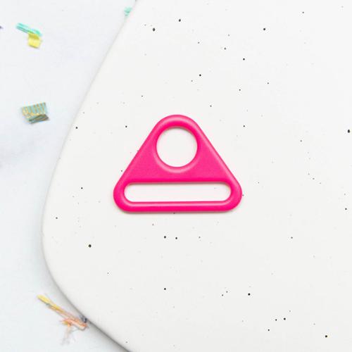 1.5" Triangle Ring 1 ct Hot Pink SSCH10 Stitch Supply