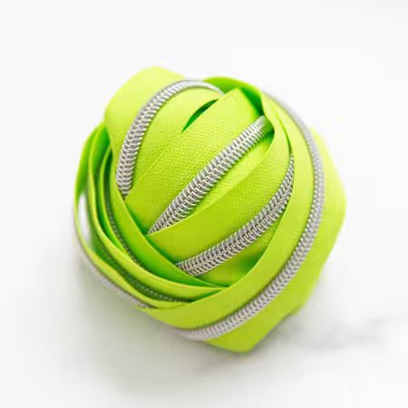 Knot & Thread Zippers by the Yard Granny Smith 3yds # KAT-ZIP8