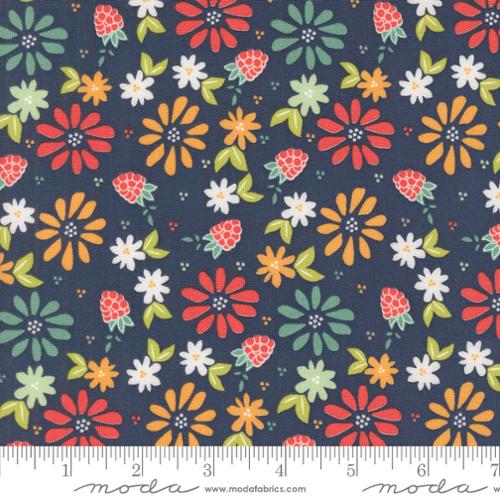 Raspberry Summer Blueberry 37690 20 Moda by the yard