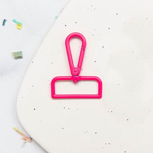 1.5" Swivel Snap Hook SSCH06 Stitch Supply#1 (Hot Pink)