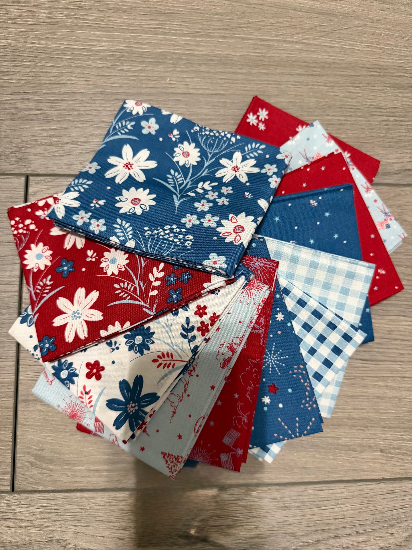 Firework Fields Fat Quarter Bundle, 12 Pcs.