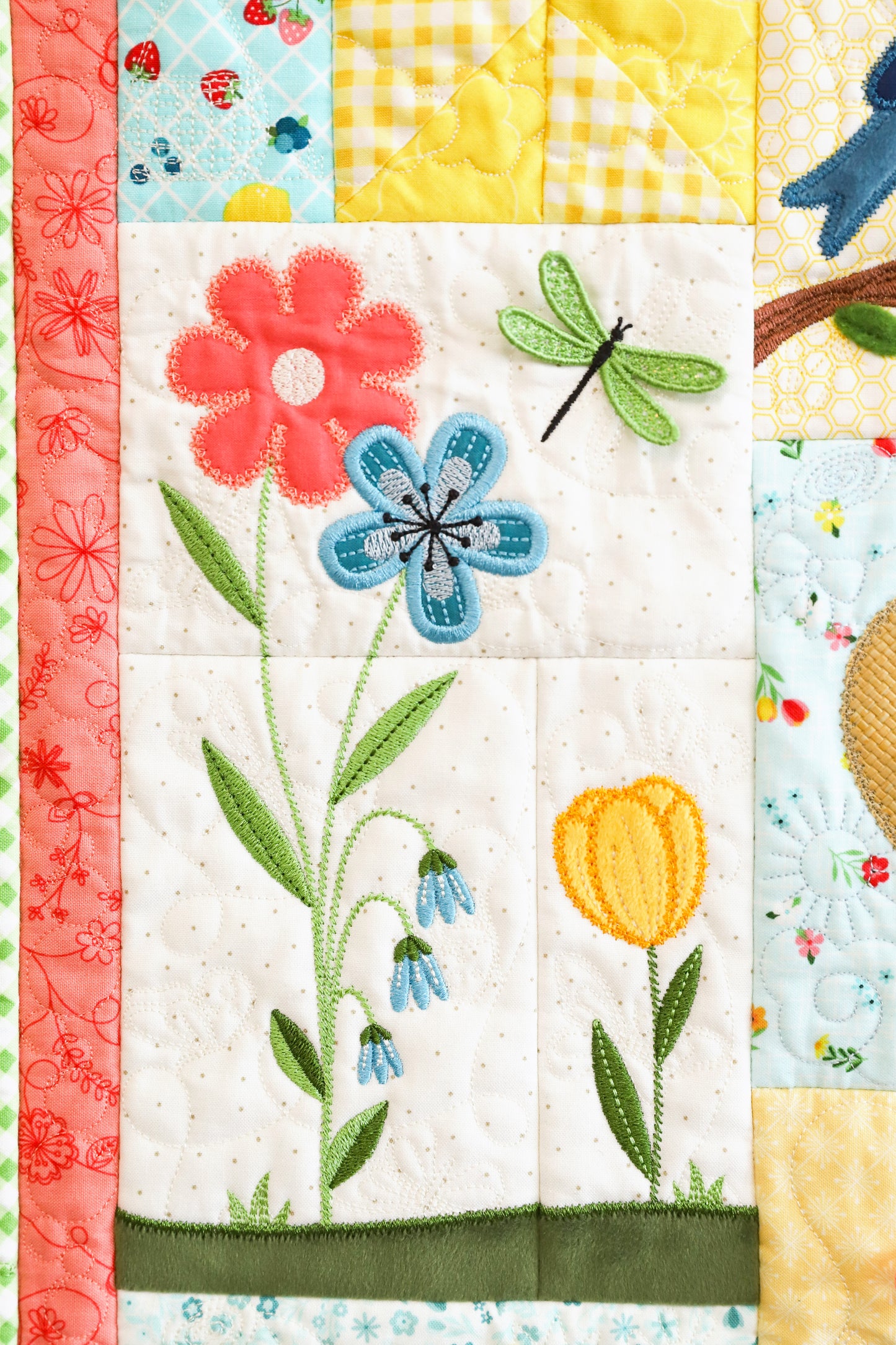 Pre-order Kimberbell Sippin' on Sunshine Quilt full set Book, Embellishments, fabric kit