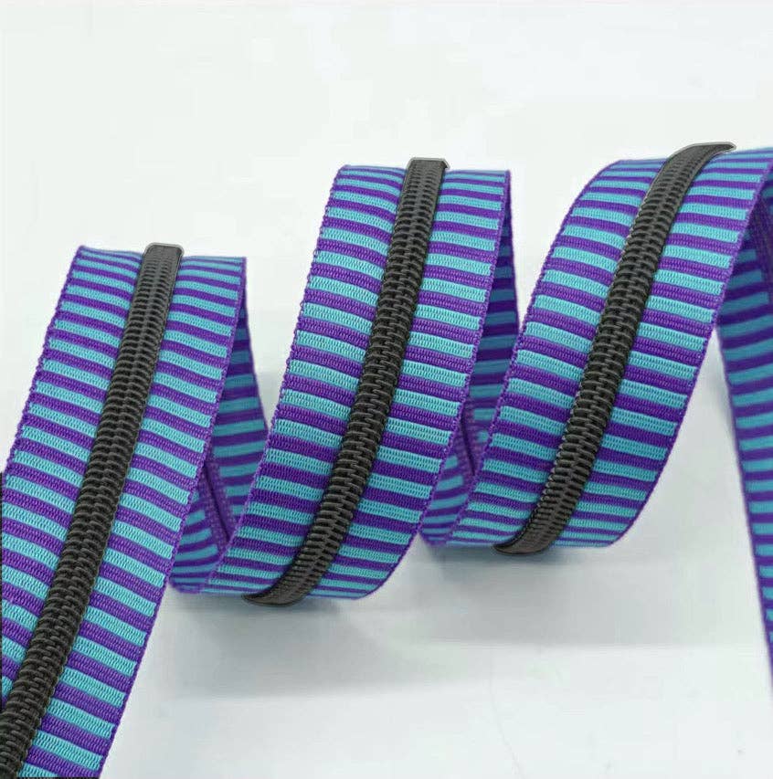 Wonderground Fabrics and Crafts - Blueberry Stripe with Black teeth Zipper Tape