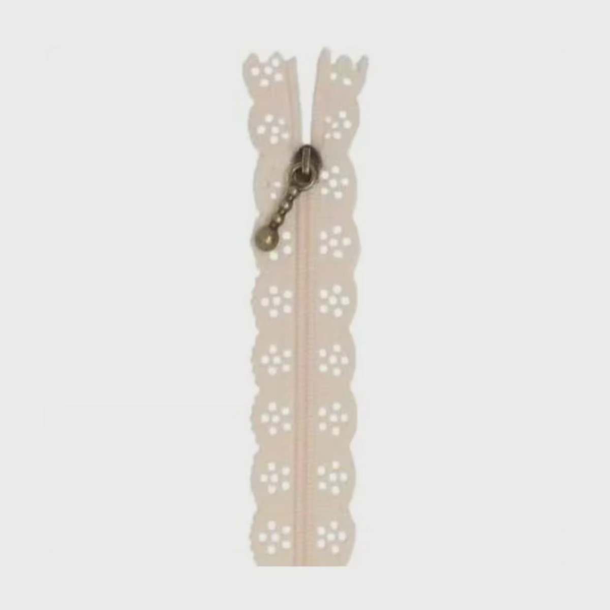 Kimberbell Cream and Pebble Lace Zipper 2 Pack